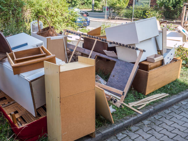 Best Yard Cleanup Services  in Hometown, IL