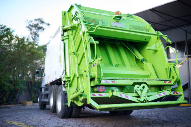 Best Commercial Cleanout Services  in Hometown, IL